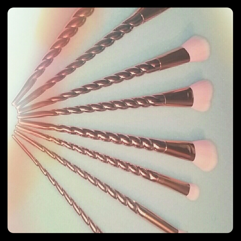 8 piece Brush Set